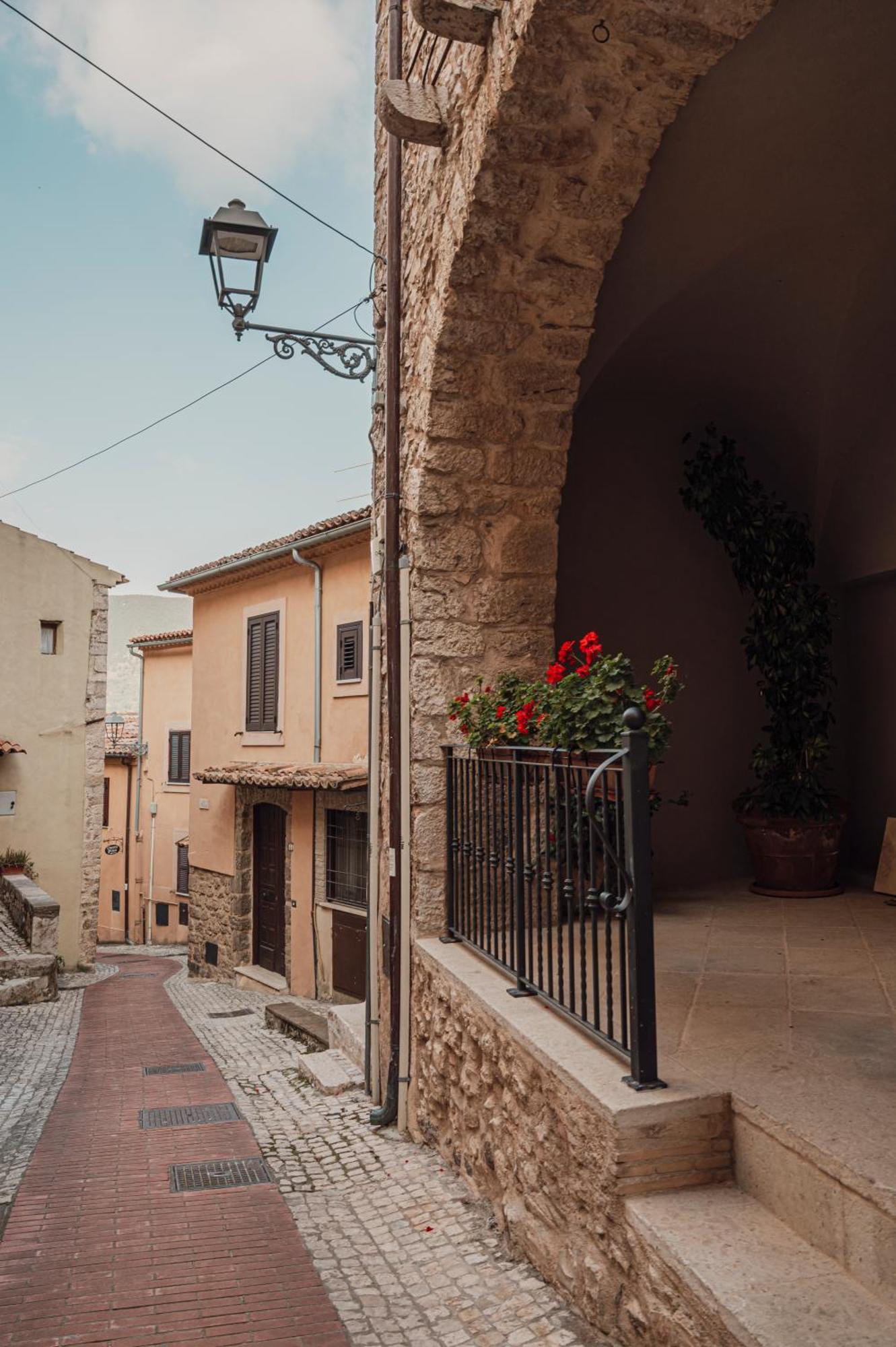 مبيت وإفطار Prossedi Locanda Persei المظهر الخارجي الصورة